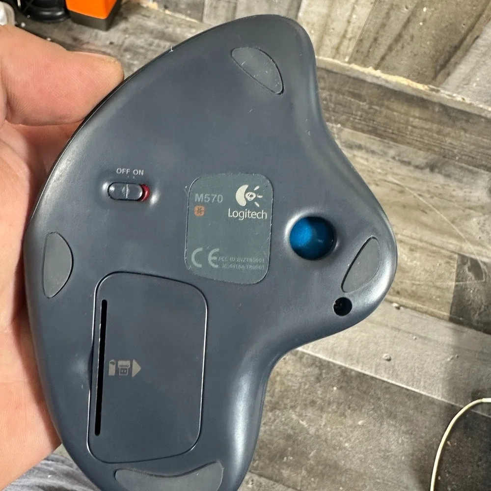 Logitech M570 Wireless Trackball Mouse Black with Dongle